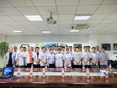 精川智能舉行2023屆畢業生迎新見面會 暨“師徒簽約儀式”